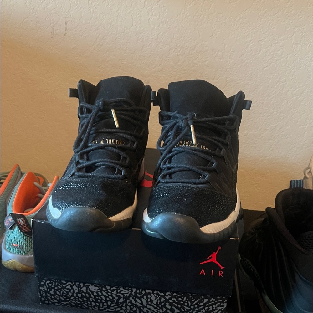 Jordan Kids Black and White Sneakers